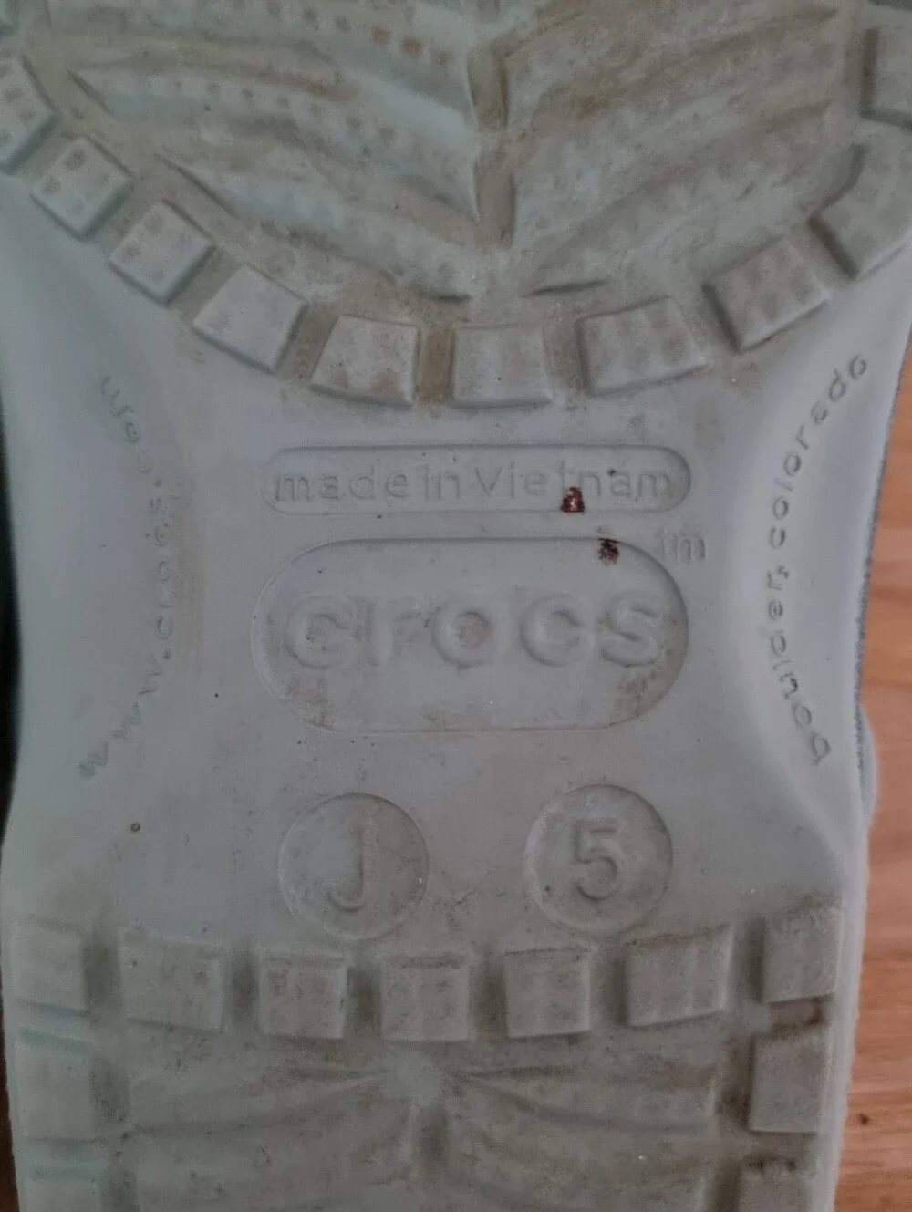 Crocs Kids J5 Classic Glitter Clogs Light Blue Slip-On Clog Shoes